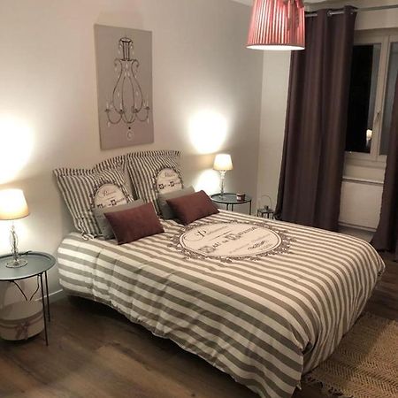Logement A Brive Proche Centre-Ville Et Campagne - Climatisation, Wifi, Coin Exterieur Et Parking Prives Buitenkant foto