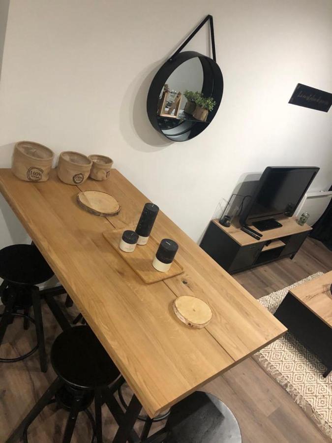 Logement A Brive Proche Centre-Ville Et Campagne - Climatisation, Wifi, Coin Exterieur Et Parking Prives Buitenkant foto